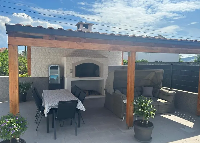 Villa Apartments Aa 1